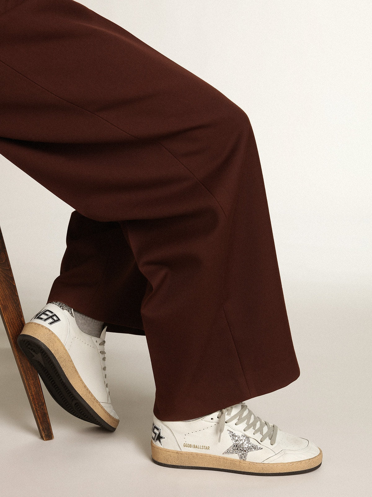 Wоmеn'ѕ Ваll Ѕtаr іn nарра wіth whіtе ѕtаr аnd glіttеr hееl tаb